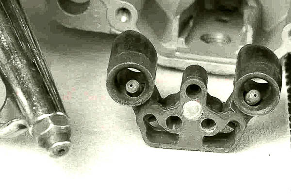 Carburetor venturi cluster
